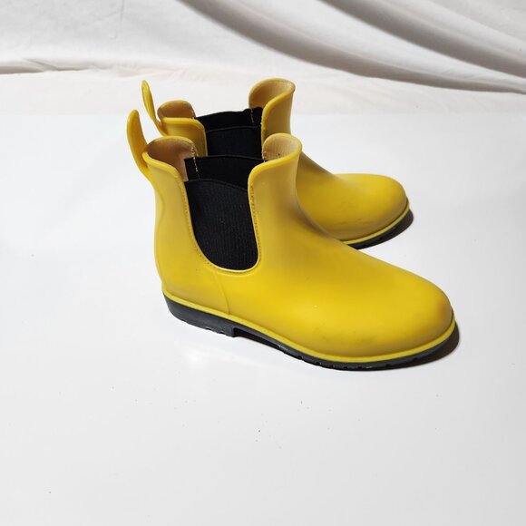 Girls' Yellow Rubber Rain Boots – Size 2 - Picture 5 of 9